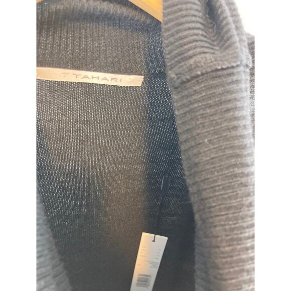 NWT T Tahari Flynn Cold Shoulder Sweater Black Size XL - Picture 3 of 6